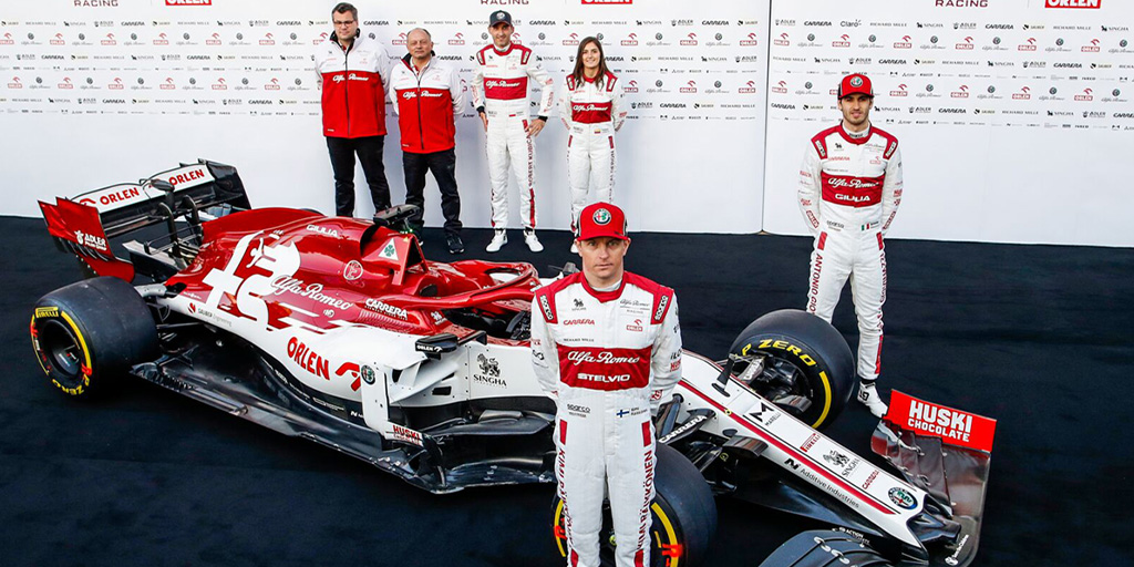 競い合うだけが、人生じゃない」――ふたりのドライバーがレースへ挑む