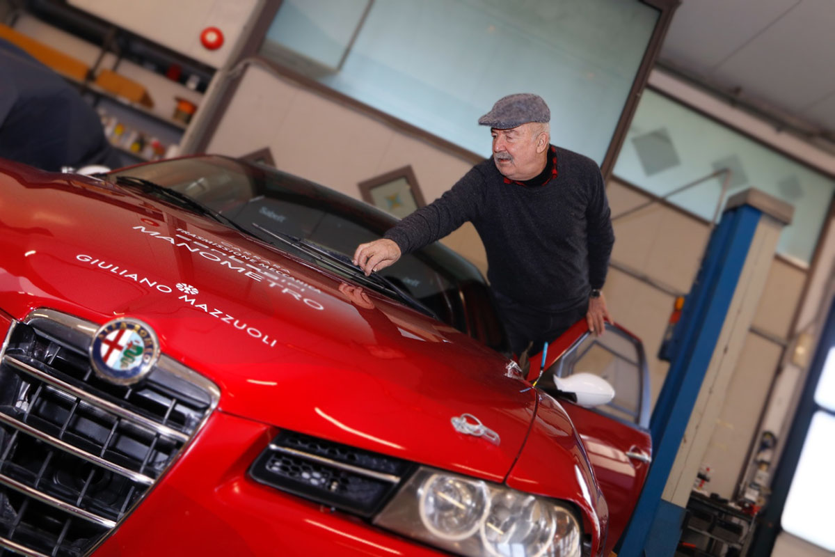 イタリア人時計デザイナーが語る、アルファ ロメオへの想い | Alfa