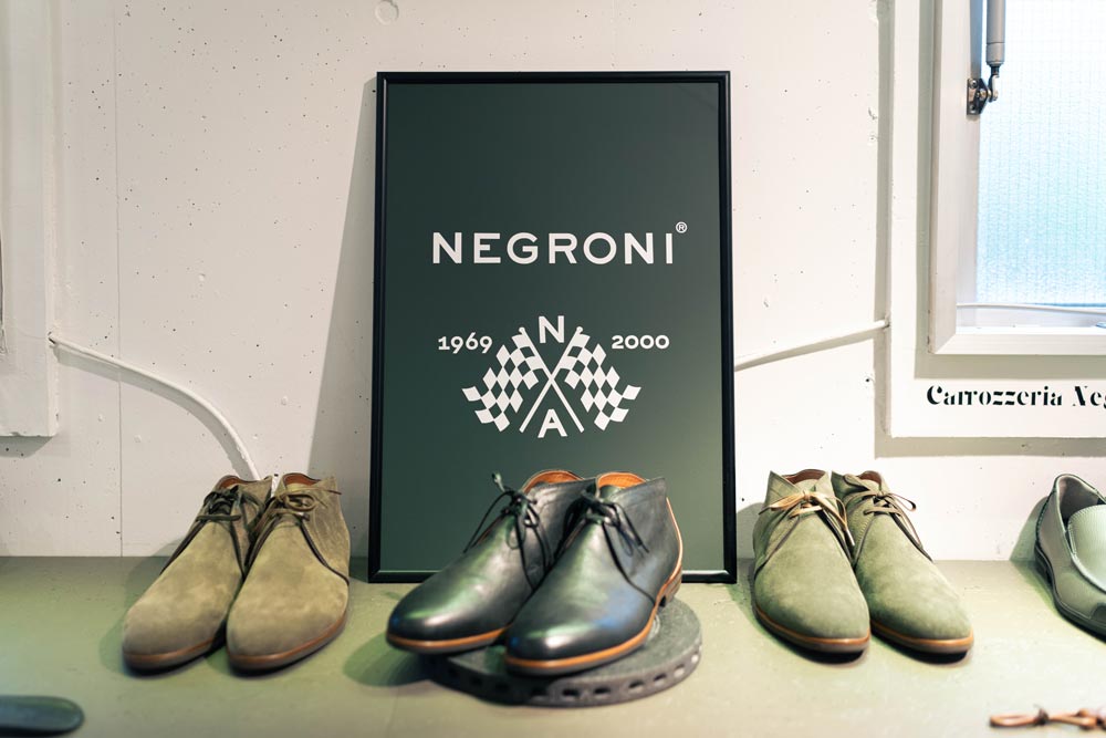 240517_negroni_006 日本のクラフトマンシップと、欧州の皮革文化が融合。 「唯一無二のドライビングシューズ」が生まれる現場から