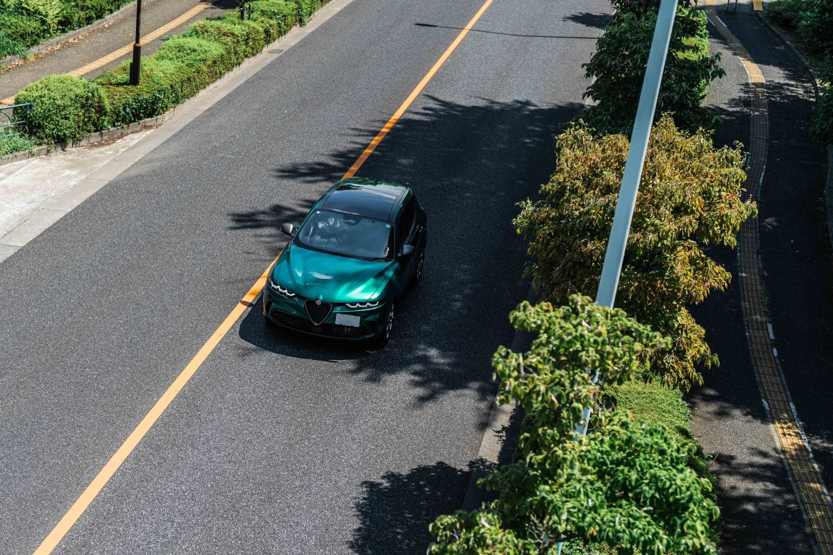 13_104_R1_3377-1200x800 本来の自分に返る時間を、愛車と愛犬とともに。 「トナーレQ4ヴェローチェ」オーナーインタビュー