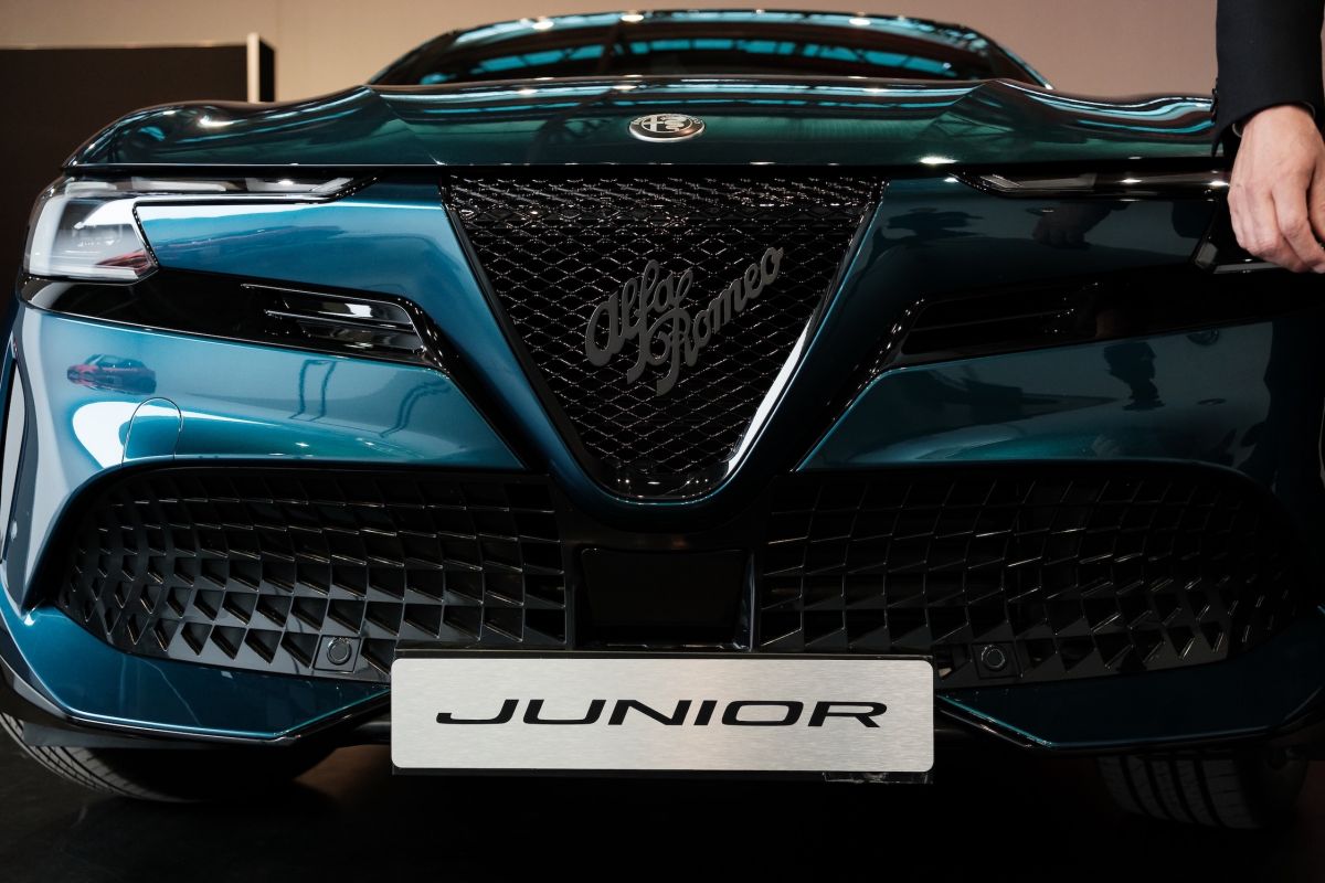 Junior本社取材_後編14-1200x800 デザイン部門と開発部門、トリノで2大トップに直撃。アルファ ロメオ ジュニアに受け継がれる「伝統と革新」 -後編-