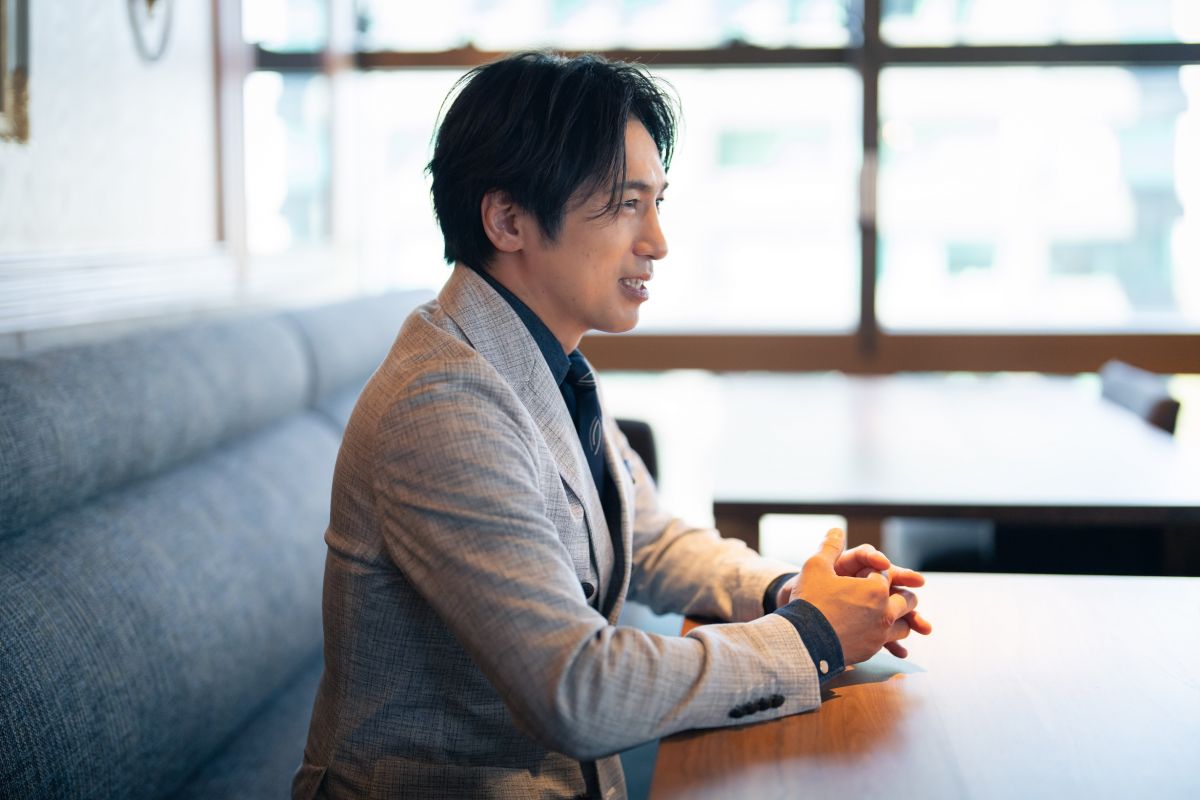 高橋光臣さん6-1200x800 俳優、高橋光臣さんに聞く。アルファ ロメオとの出会い、そして新たな一歩にかける情熱。