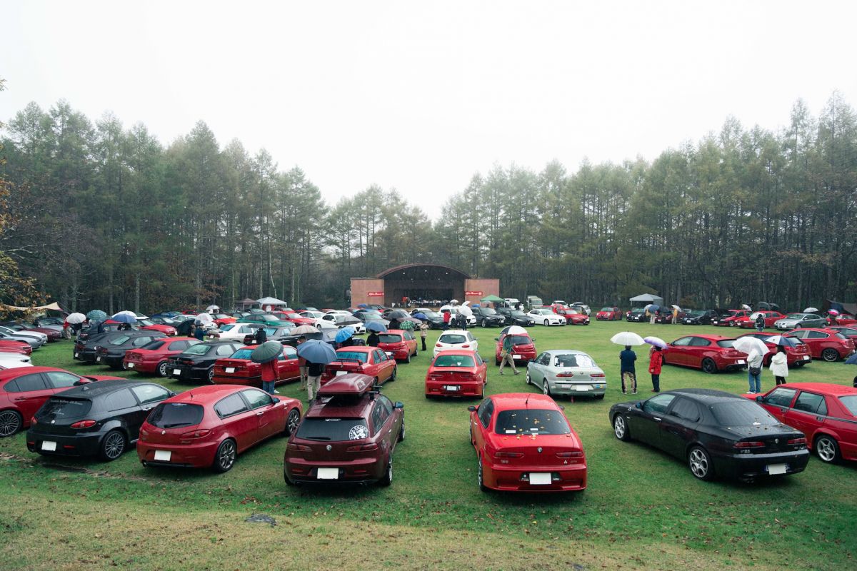 2-1-1200x800 25年の歴史を持つアルフィスティの集い。 「アルファ ロメオ女神湖ミーティング」心に残るモーメント。