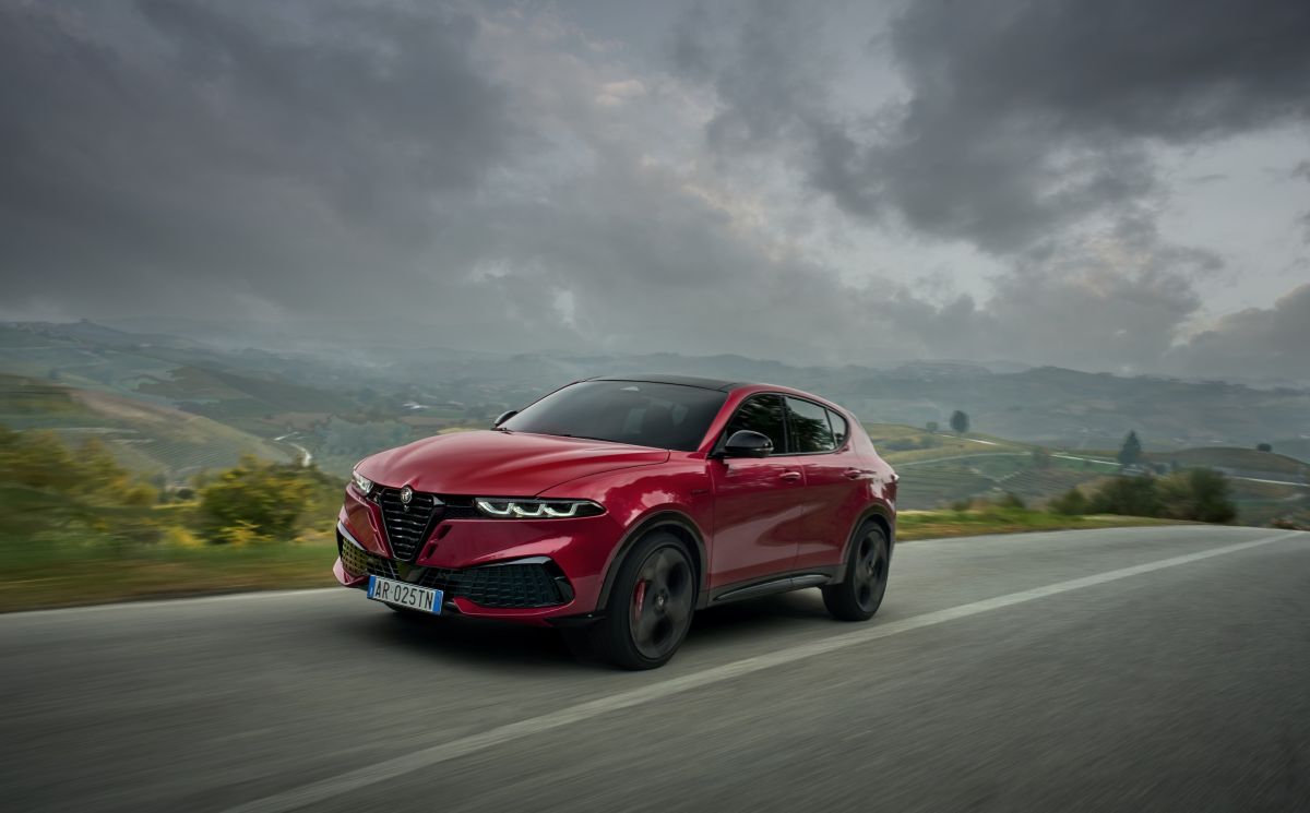 5-2-1200x745 アルファ ロメオの“進化”を体現した新型トナーレ。その注目のデザインを、モータージャーナリスト飯田裕子さんがレポート。