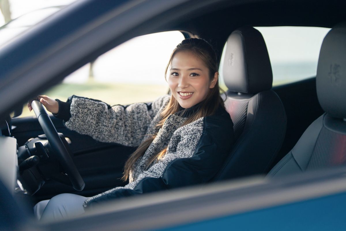 9-1200x800 走りも、デザインも、自分らしく。レーサー織戸茉彩さんが語るアルファ ロメオ ジュニアと“その先”