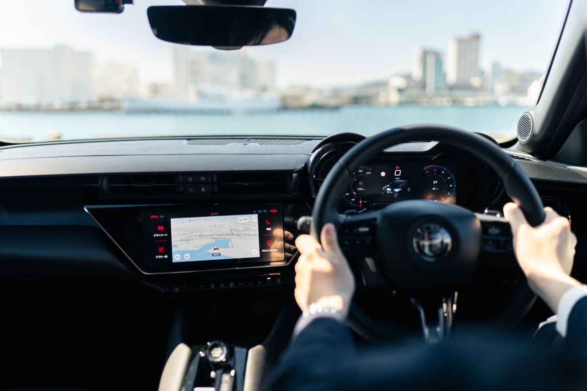 11-1-1200x800 美しさに惹かれ、またアルファ ロメオへ。ジュリエッタを愛する田村さんがジュニアを選んだ理由