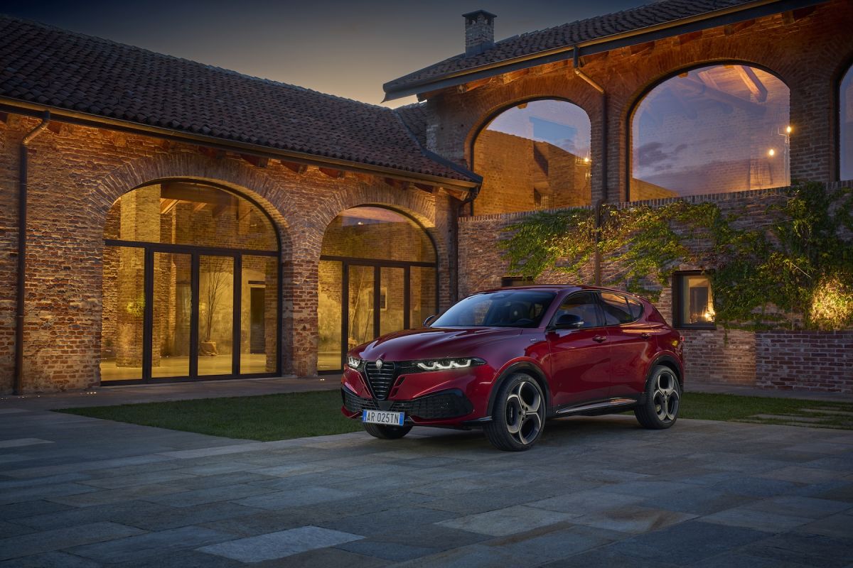 4-1200x800 アルファ ロメオ・ブランドのアイデンティティとは何か?新型トナーレの前でチーフデザイナーとプロダクト責任者に訊ねてみた