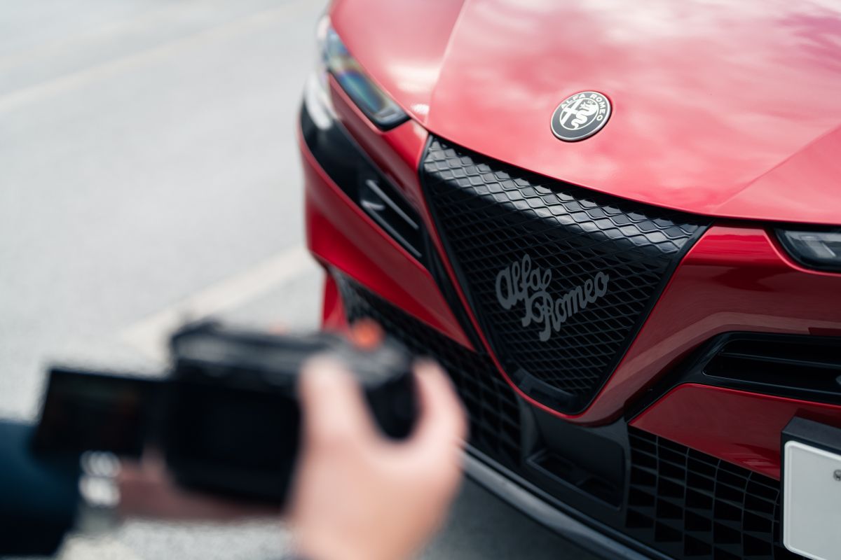 6-1-1200x800 『静』の美しさと『動』の躍動を併せ持つクルマ。映像クリエイター、にしじゅん氏が語るジュニアの世界観。