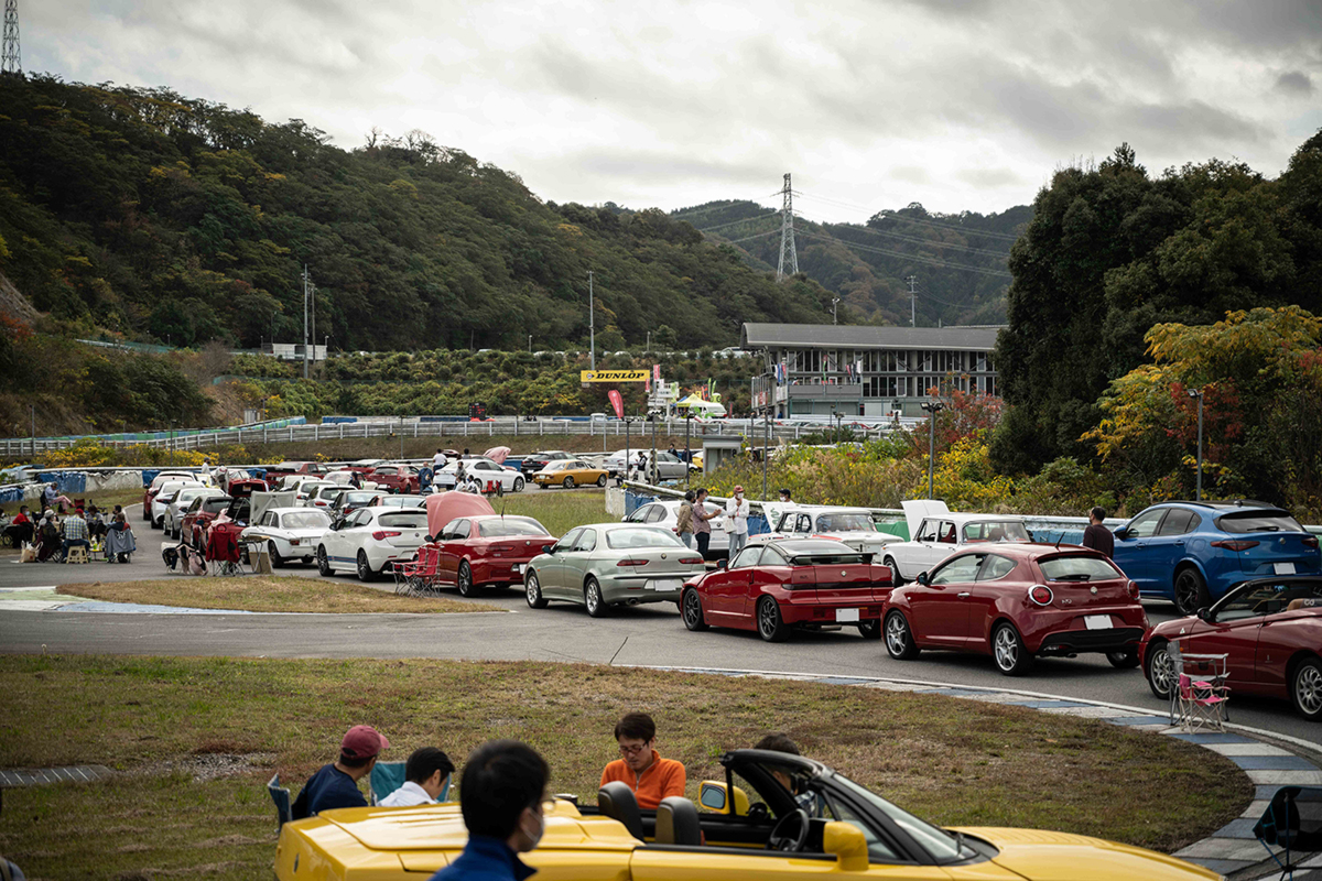 DSC2566 日本全国から集まった250台を超えるアルファ ロメオが集結。『La Storia Speciale』レポート
