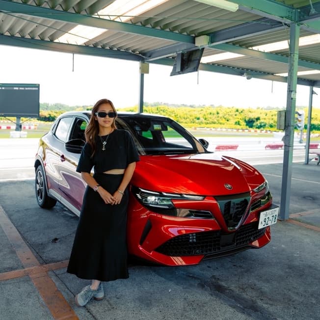 アルファロメオ
ジュリア105系
ハンドル Vision 1/43 ZAGATO ALFA ROMEO TZ3 Corsa 2010 | JUN_Kのブログ