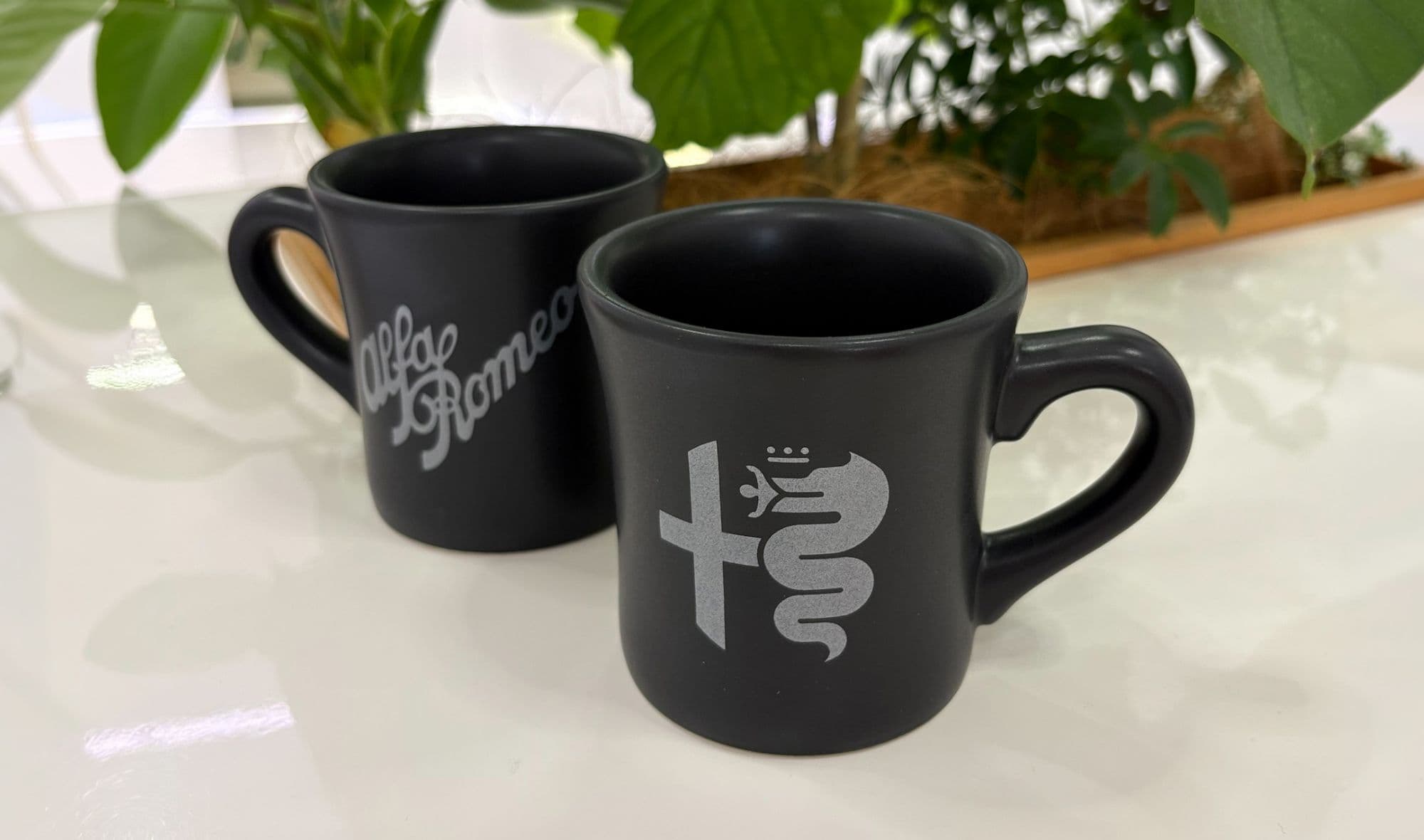 アルファ ロメオ オリジナル 厚口マグカップのイメージ