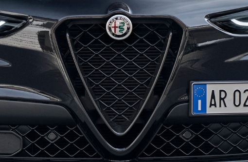 GIULIA / STELVIO QUADRIFOGLIO SUPER SPORT（ジュリア